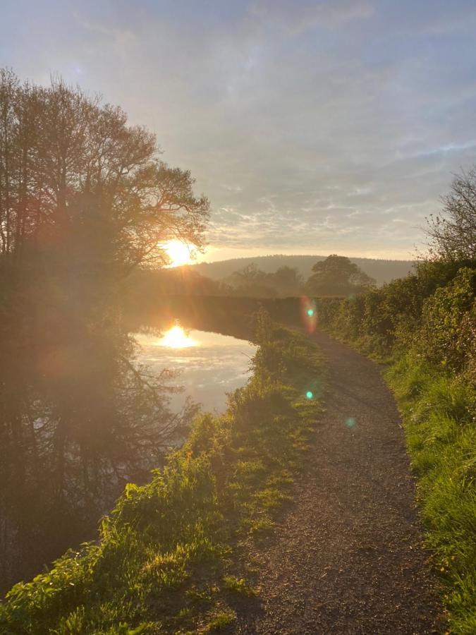 Вілла Pant Llwyd Farm Llangynidr Екстер'єр фото